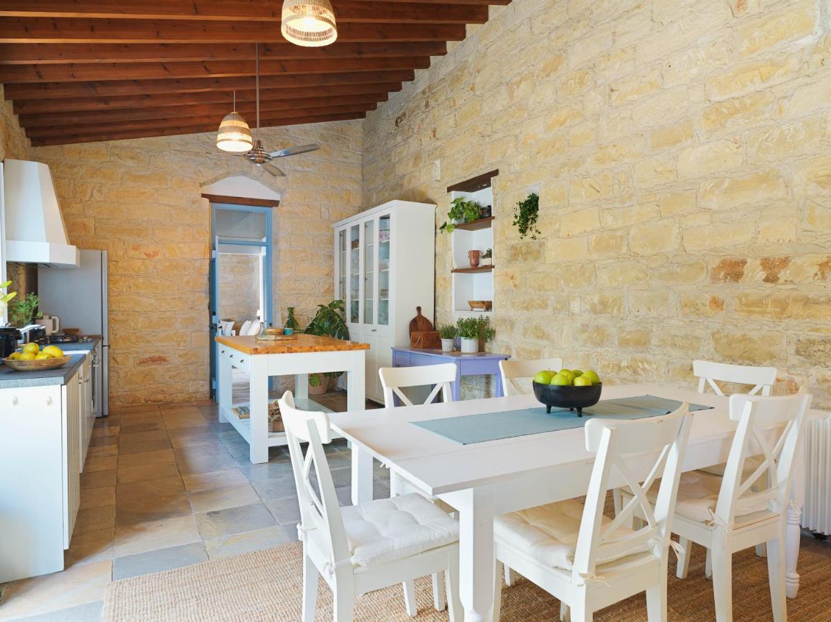 Avgoustis Villa Pachna